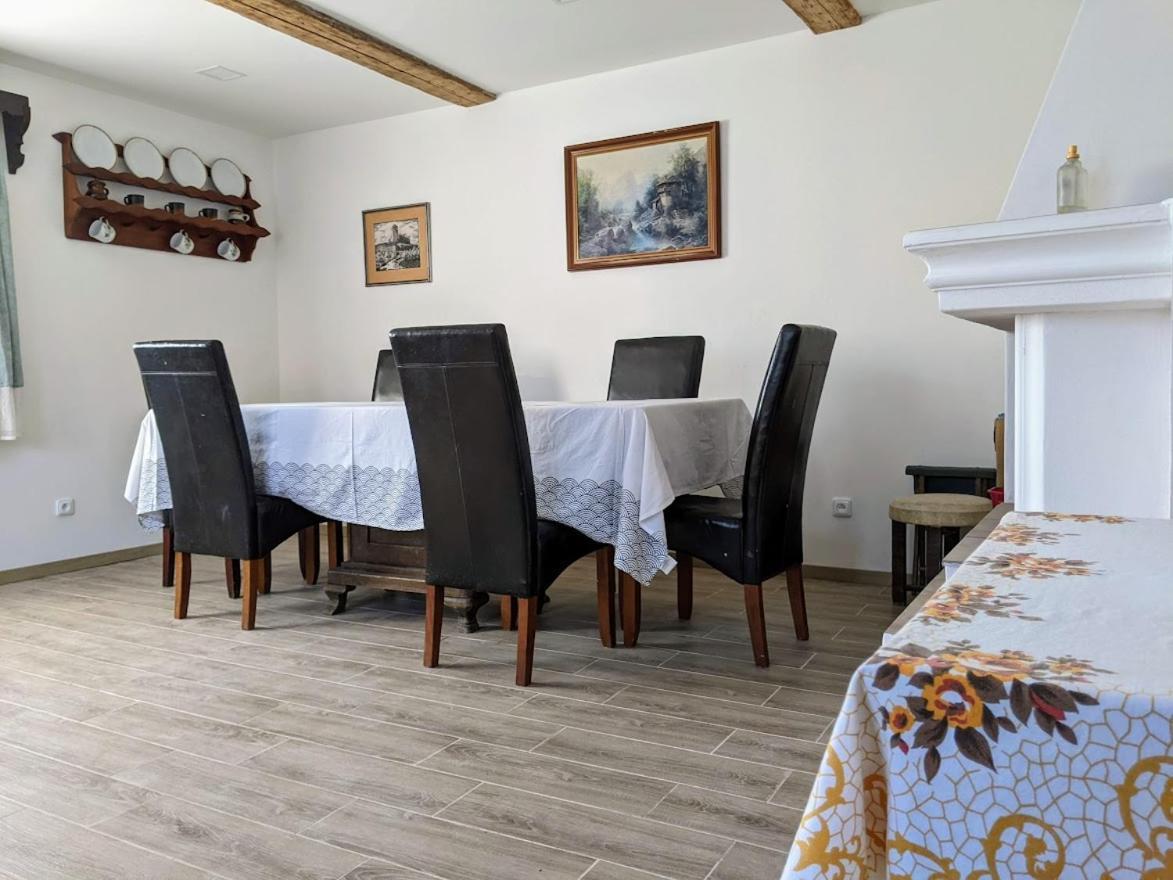 Chalupa U Rybnika Strehom Dolní Bousov Exterior foto